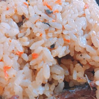 鯖の炊き込みご飯